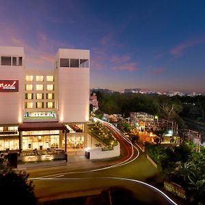 Grand Club City View